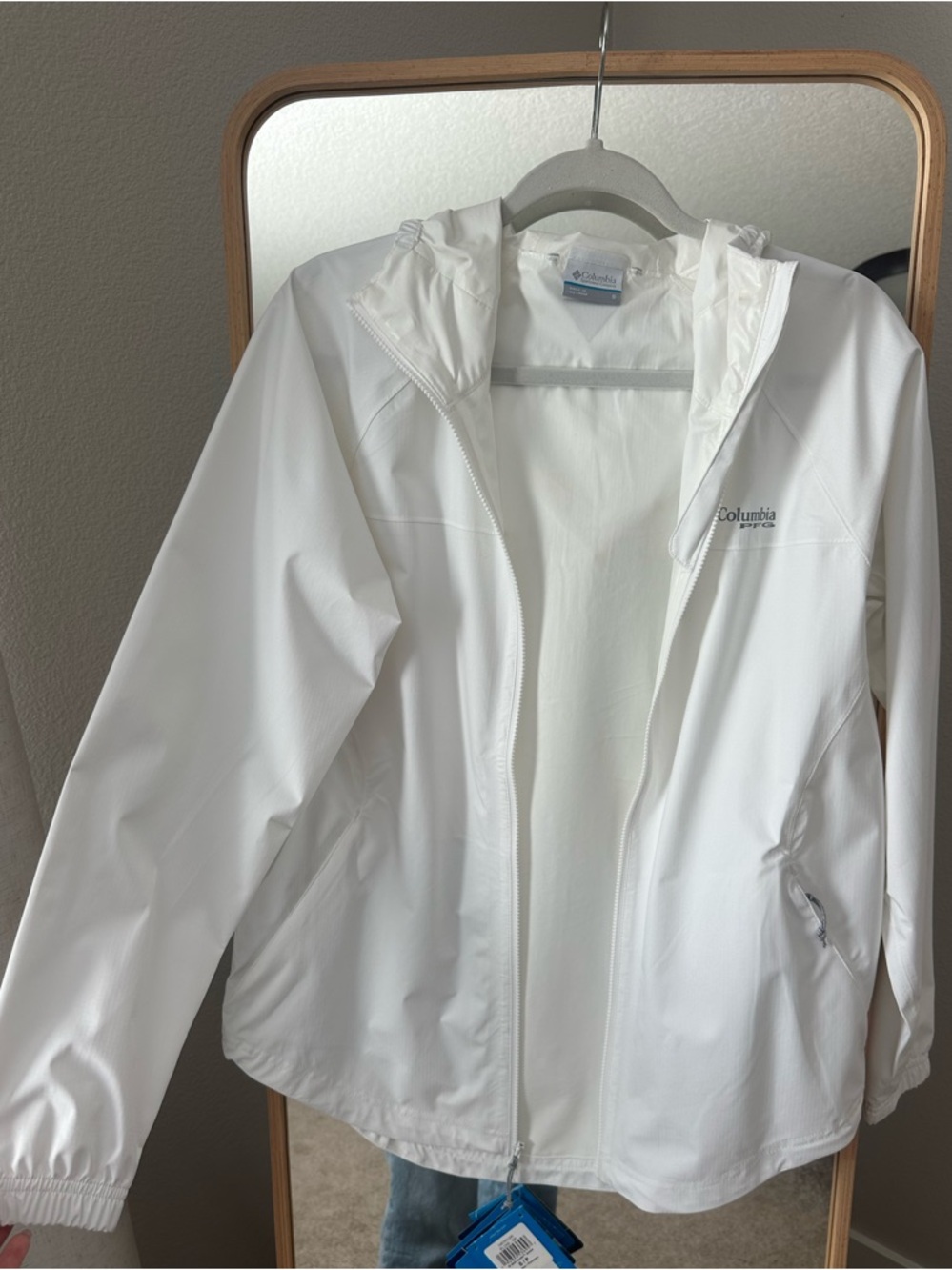 Columbia Women's White Hooded Lightweight Jacket